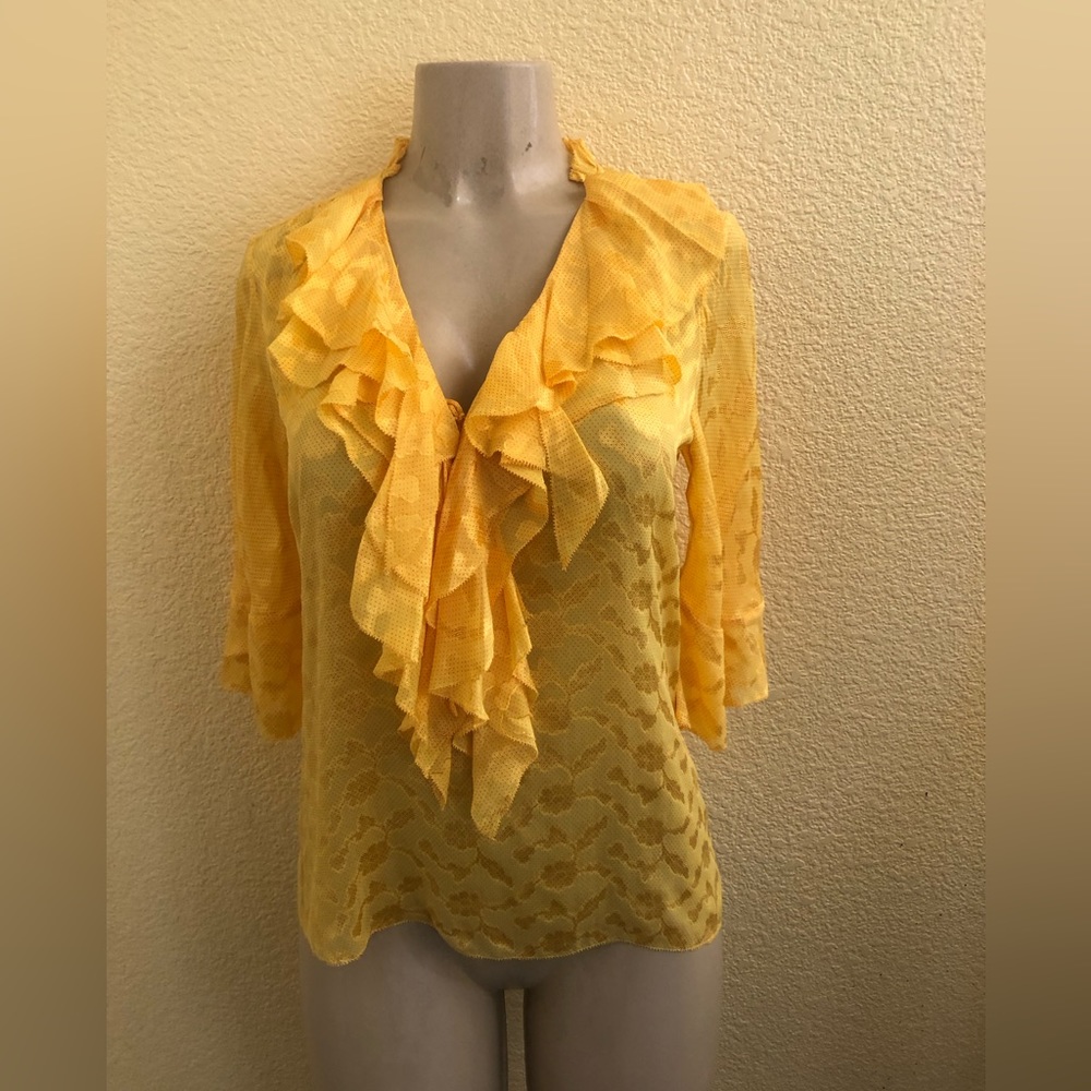 Diane Von Furstenberg yellow red polka dots ruffle front bell sleeve top size 4